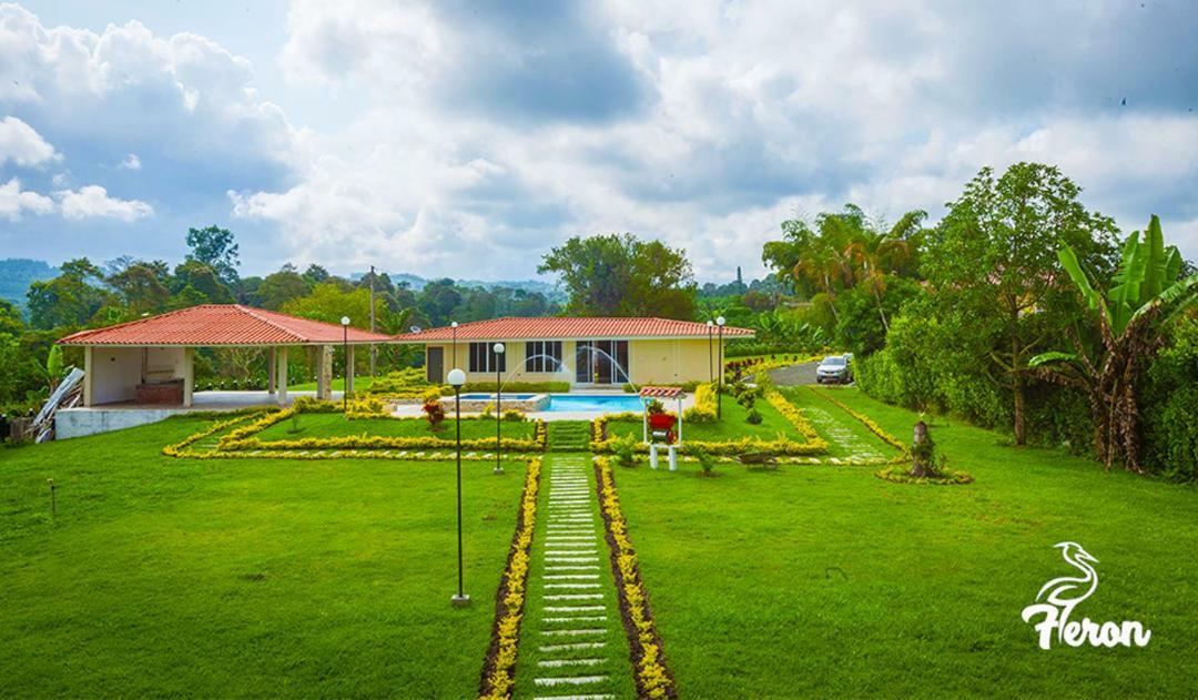 Finca Hotel Heron Кимбая Екстериор снимка